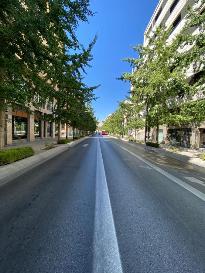 Gran Via Apartment Гранада Екстериор снимка