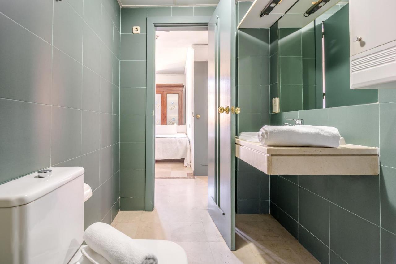 Gran Via Apartment Гранада Екстериор снимка